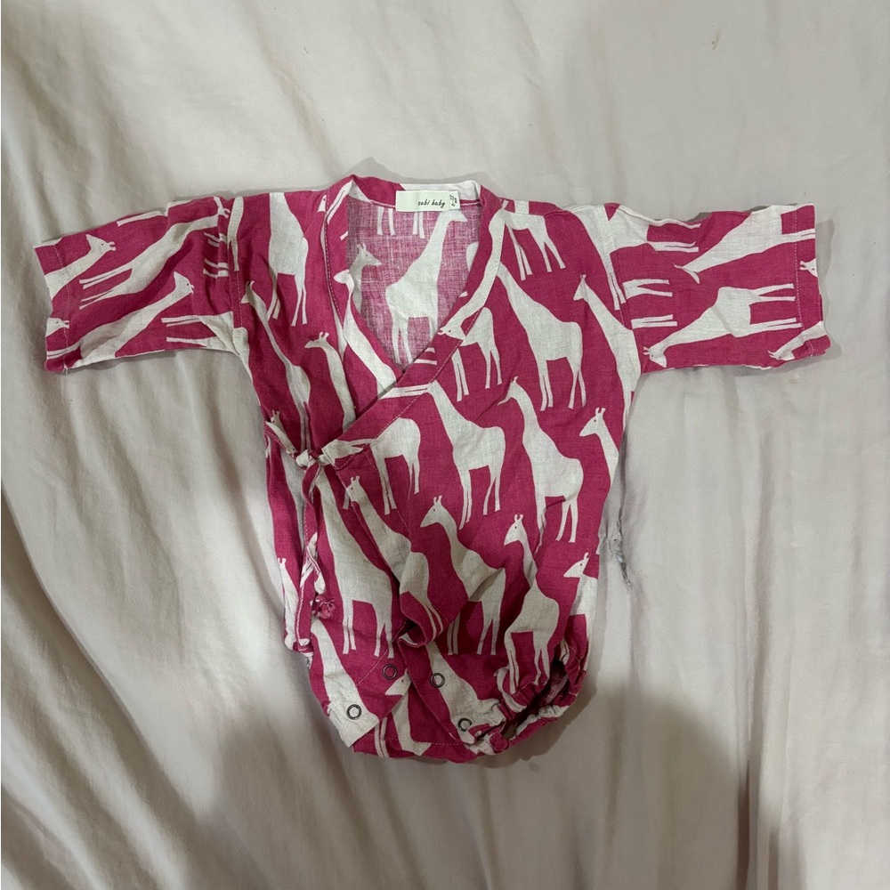 Charming Giraffe Print Kids Bodysuit - Pink and White